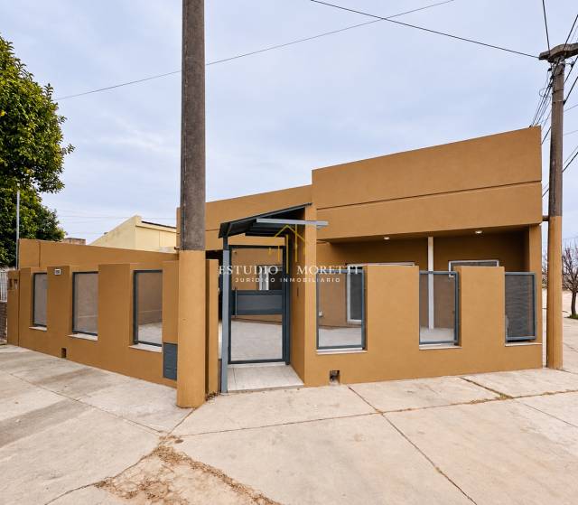 CASA 3 DORMITORIOS EN ALBERDI