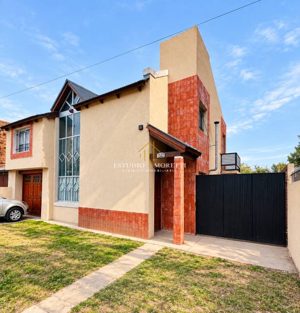 CASA 3 DORMITORIOS EN BANDA NORTE