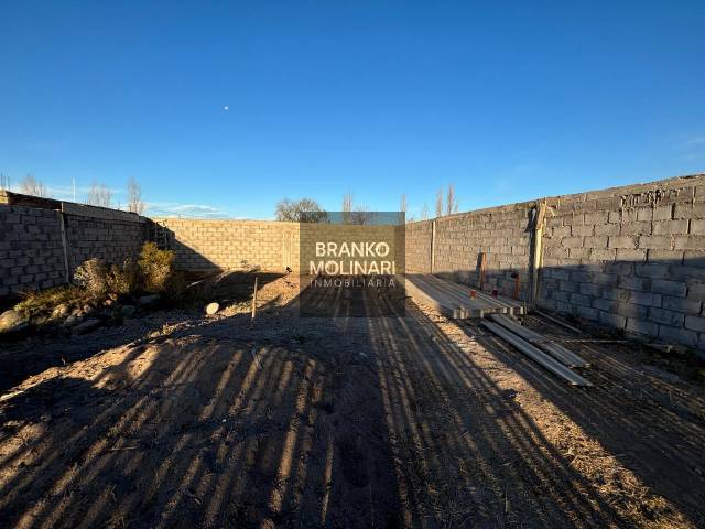 Lote en venta en Olascoaga y Buenos Aires, Maipu