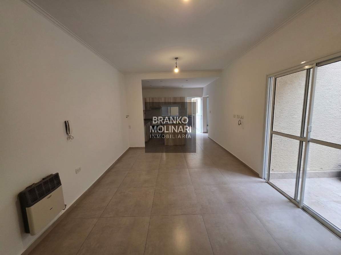 Departamento en Elpidio Gonzalez y Azcuenaga